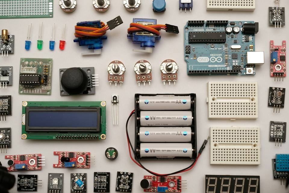 How Much Data Do You Really Need? Dataset Engineering for Industrial AI